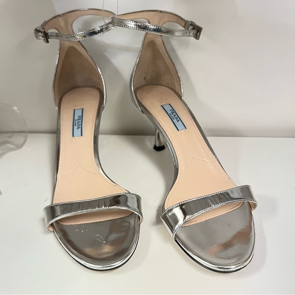 21. PRADA Silver Brushed Metallic Calf-skin Open Toe Heels 38 - Picture 11 of 15